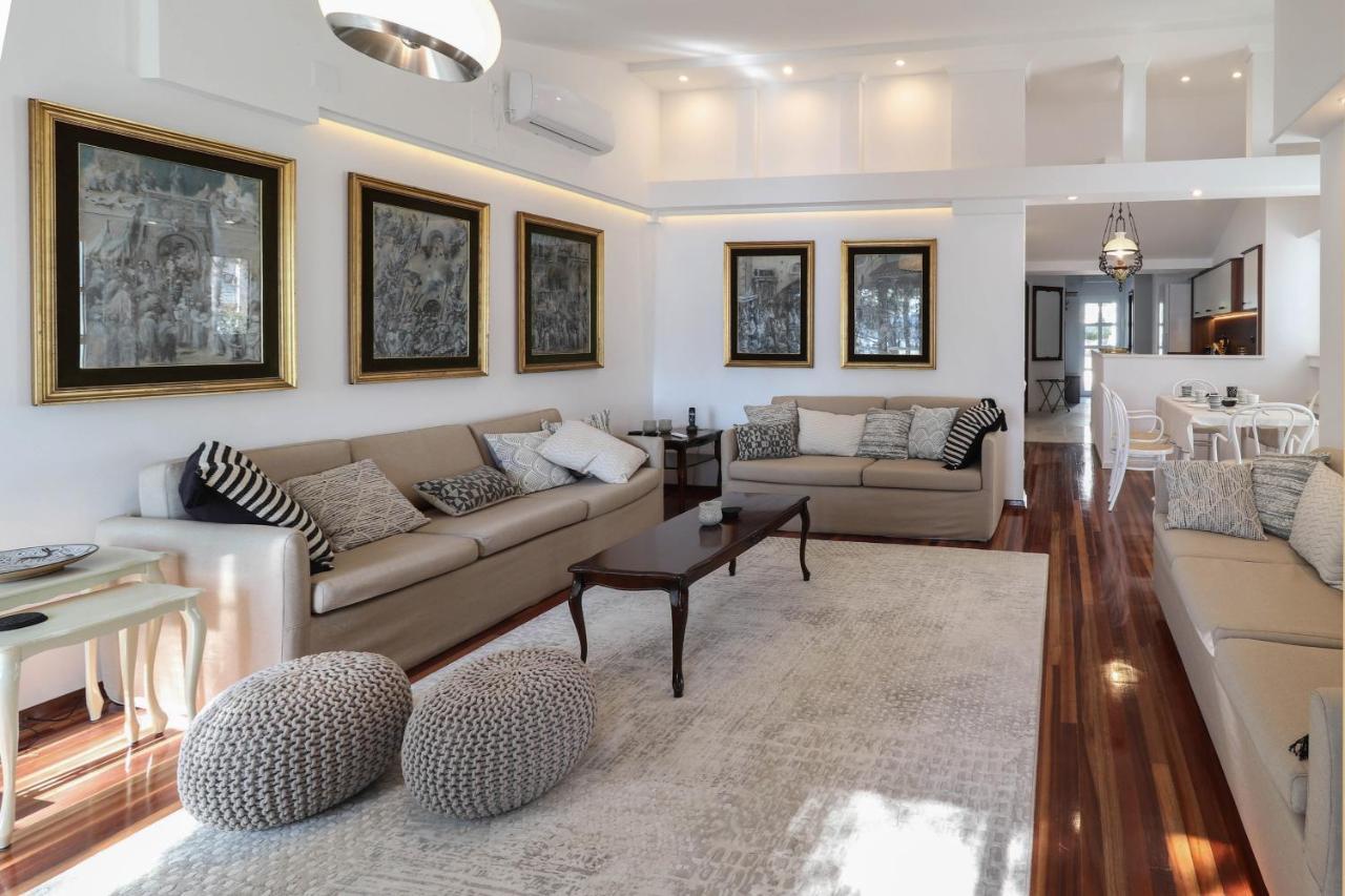 Casa De Verano - Penthouse In With The Private Garden *