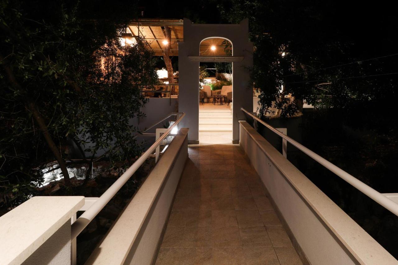 Apartman Casa De Verano - Penthouse In With The Private Garden Trogir