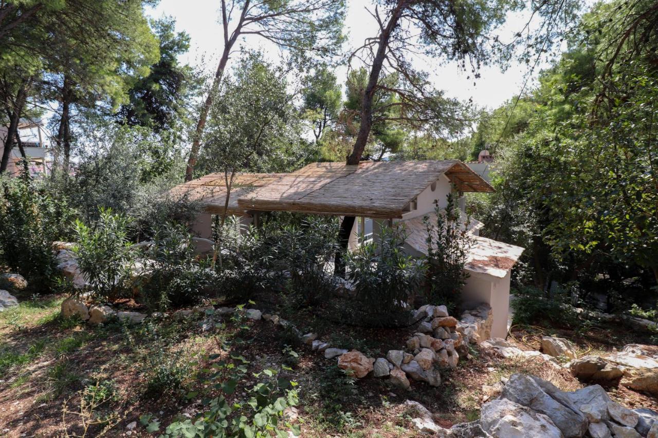 Casa De Verano - Penthouse In With The Private Garden Apartman Trogir